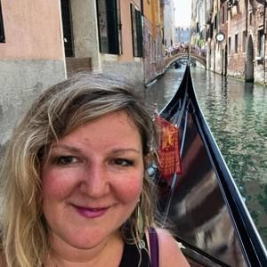 Meet your Posher, Nikki